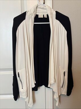 Zenergy by Chicos Black & Cream Open Front Draped Cardigan